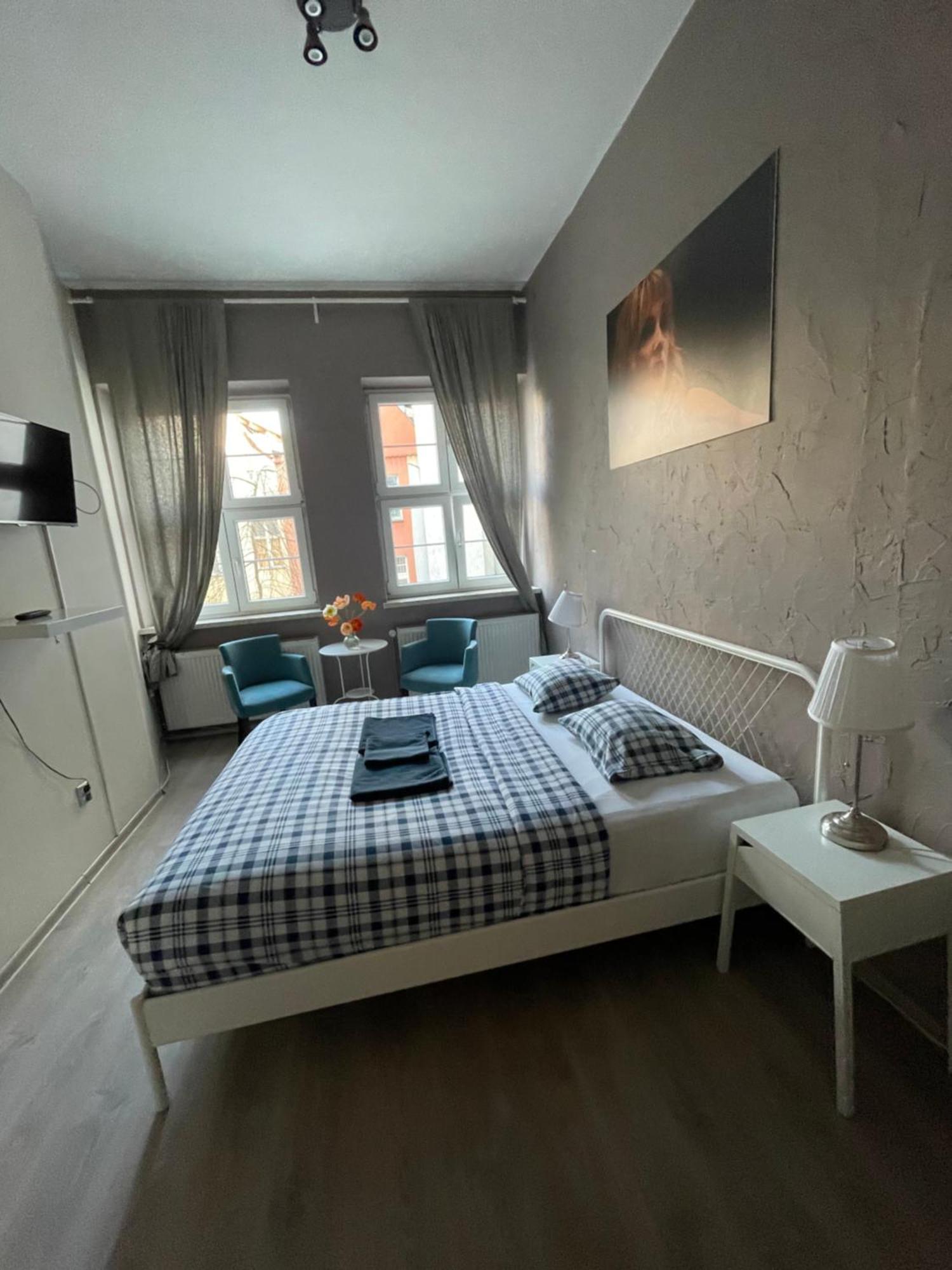 Kolysanka Private Rooms In Old Town Poznań Buitenkant foto